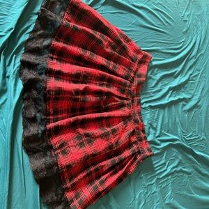 SHEIN Red and Black Plaid A-Line Skirt